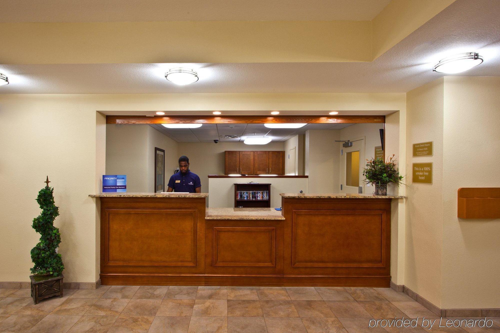 Candlewood Suites Tallahassee By Ihg מראה פנימי תמונה